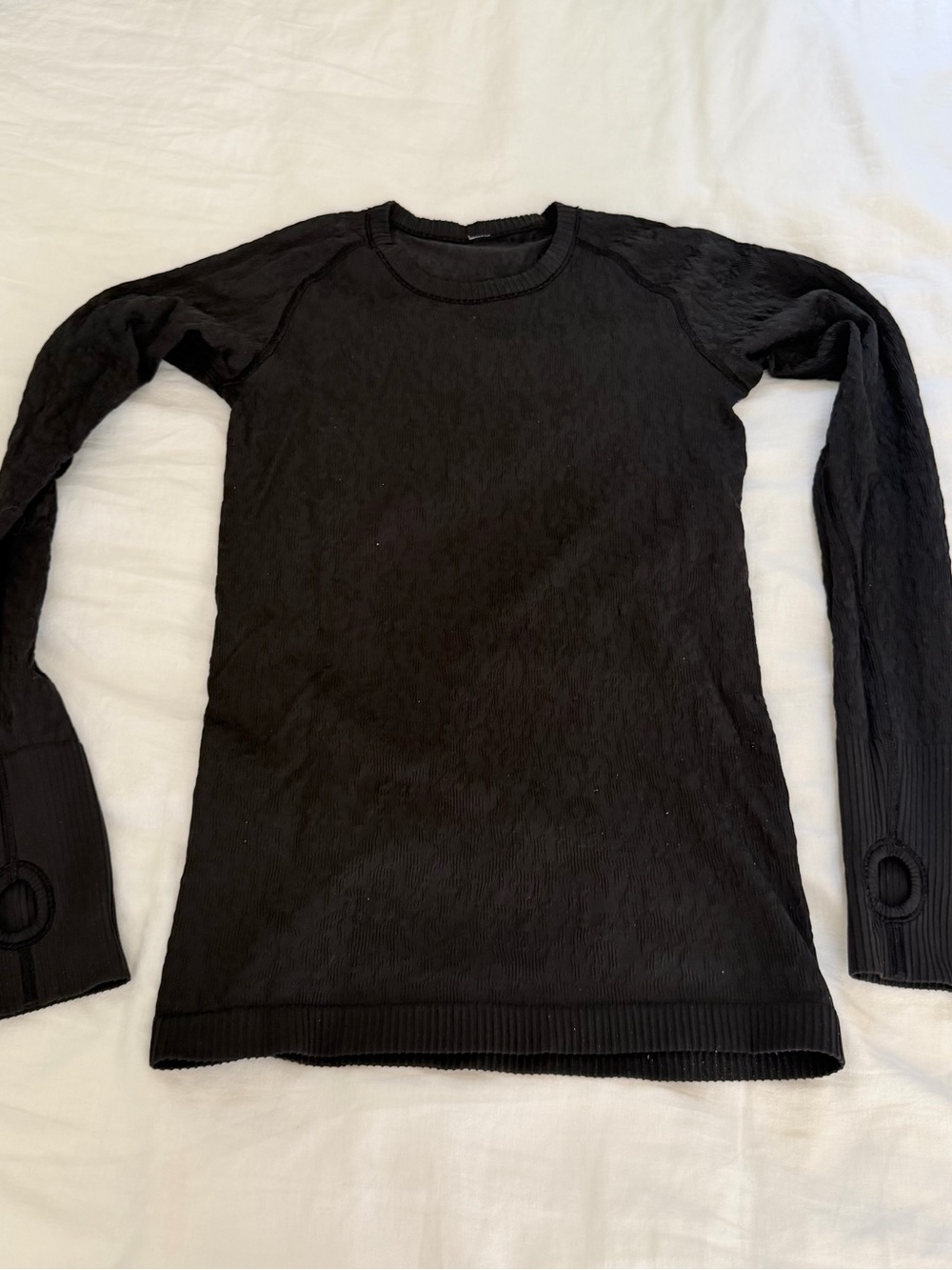 lululemon athletica Black Long-Sleeve Crew Top